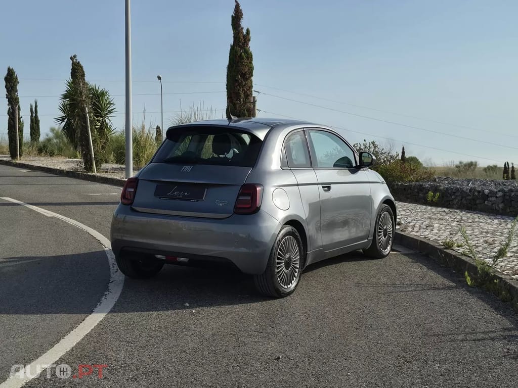 Fiat 500e 42 kWh Icon