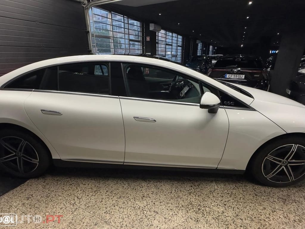 Mercedes-Benz EQE 350