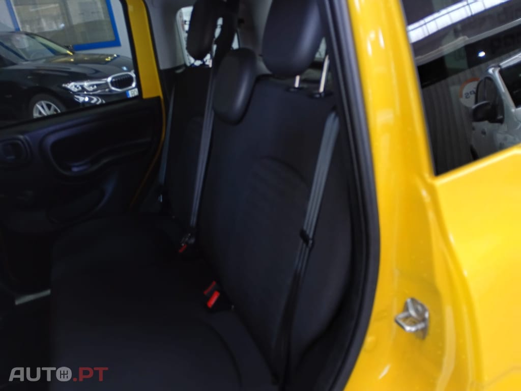 Fiat Panda 1.0 Hybrid Pandina