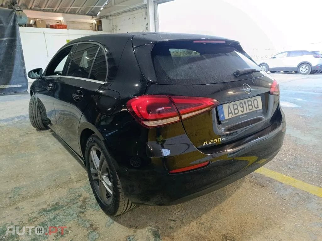 Mercedes-Benz A 250 e Style Plus