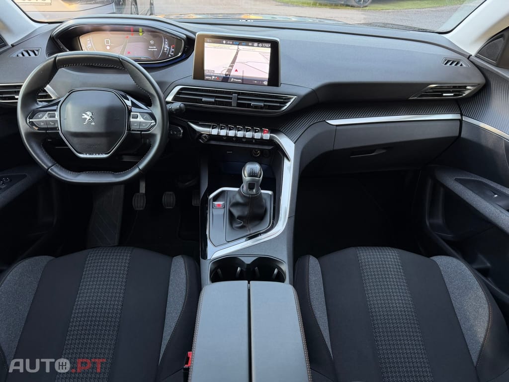 Peugeot 3008 1.5 BlueHDi Active