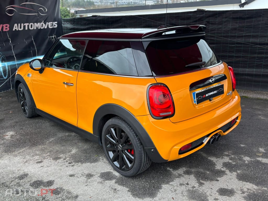 MINI Cooper SD Auto Desportiva