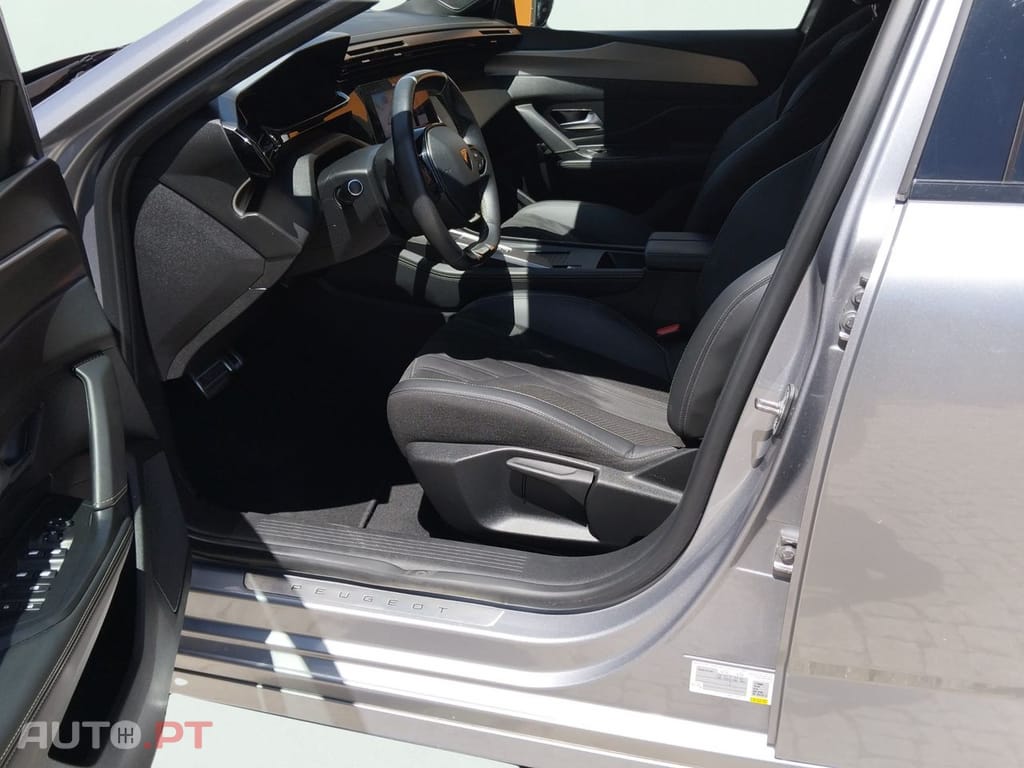 Peugeot 308 1.2 PureTech GT EAT8