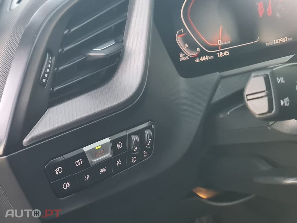 BMW 118 d Pack Desportivo M