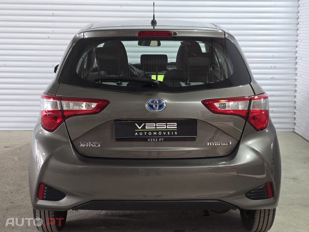 Toyota Yaris 1.5 HSD Comfort +P.Style+P.Techno