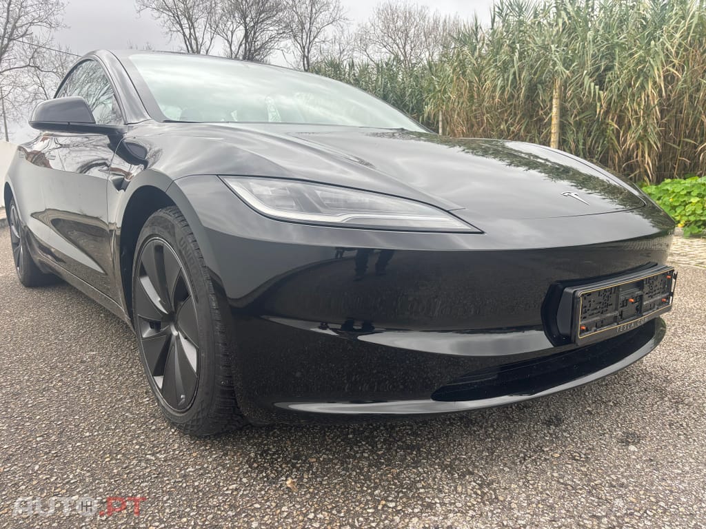 Tesla Model 3 Standard Range Plus RWD