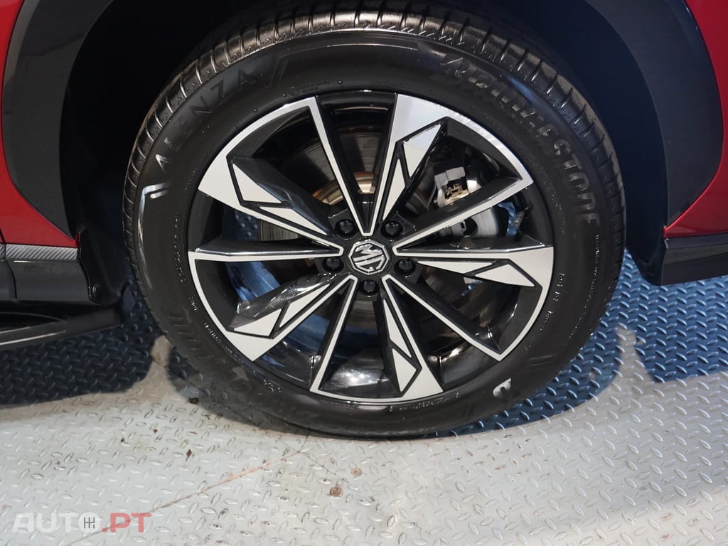 MG HS 1.5 T-GDI Plug In Hybrid Luxury