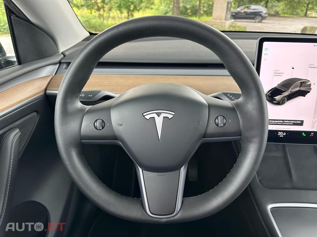 Tesla Model Y Long Range Tração Integral