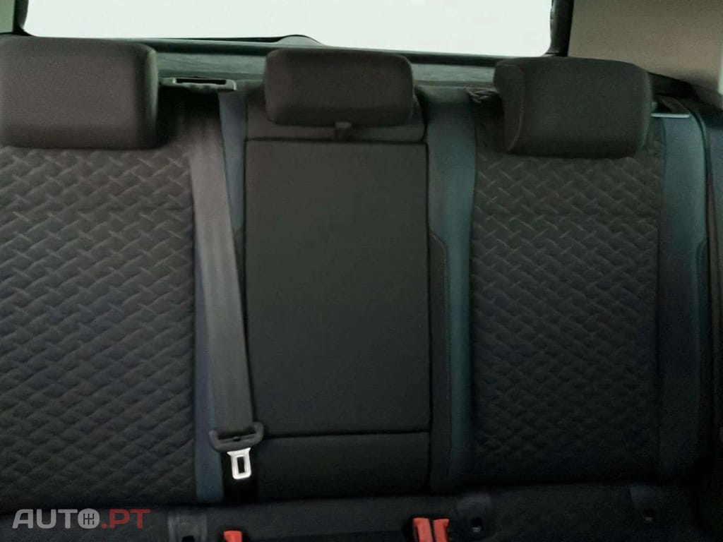 Volkswagen Golf 1.0 TSI Confortline