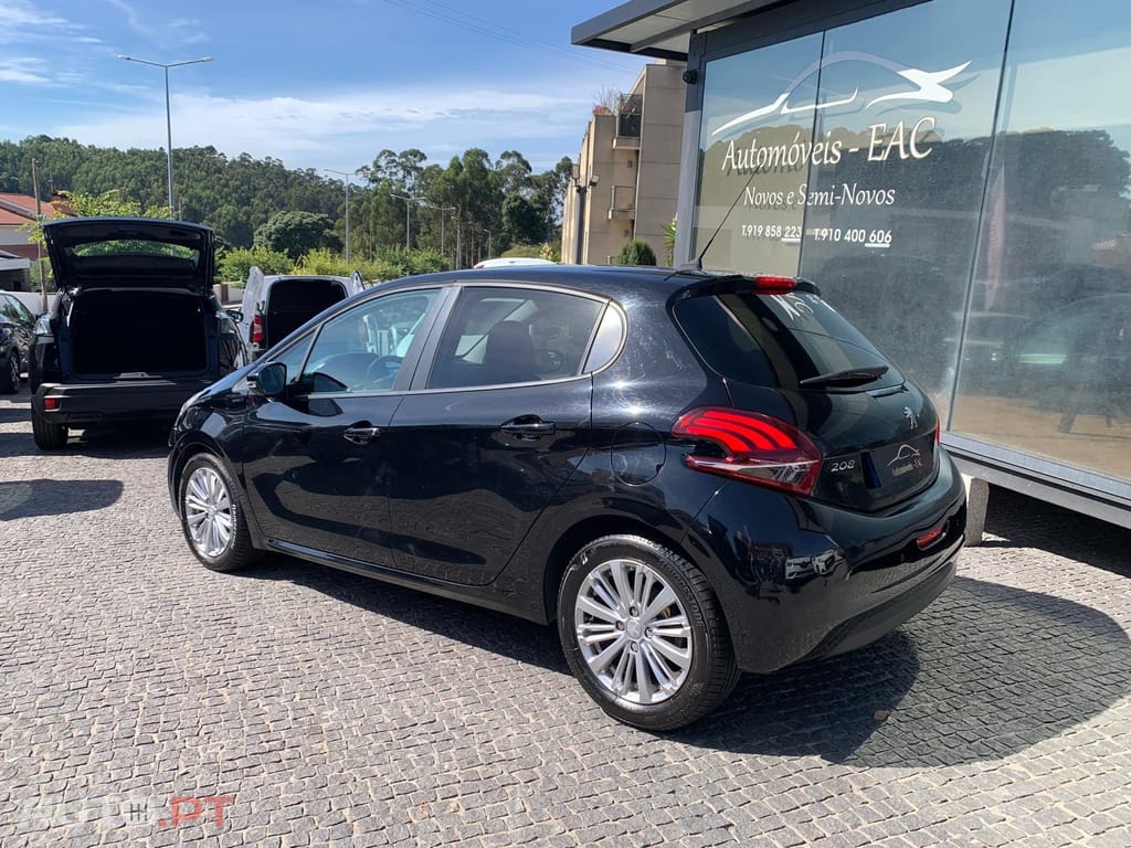 Peugeot 208 1.5 BlueHDi Signature