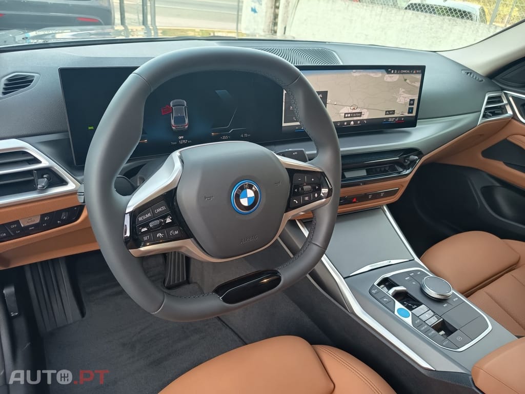 BMW i4 eDrive35