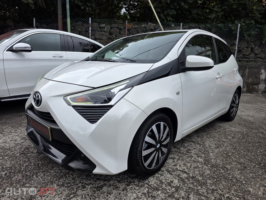 Toyota Aygo 1.0 X-Play