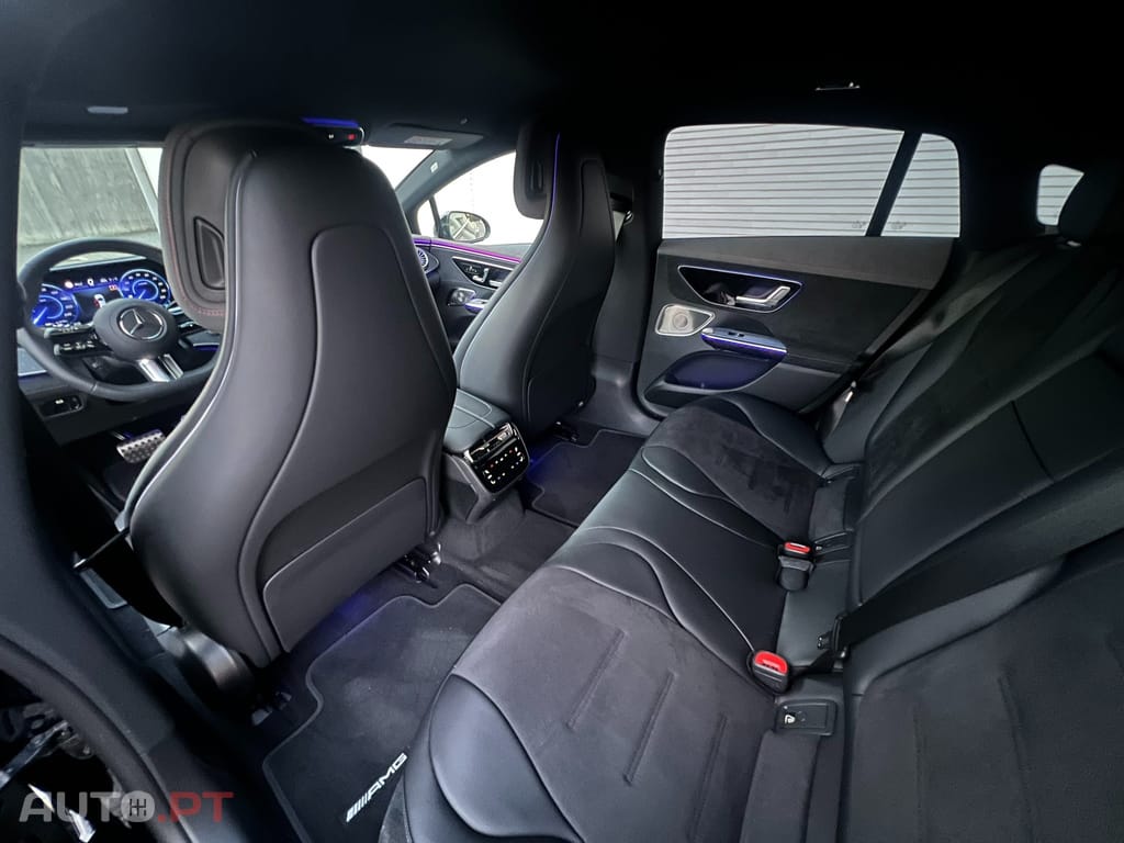 Mercedes-Benz EQE 300 AMG Line