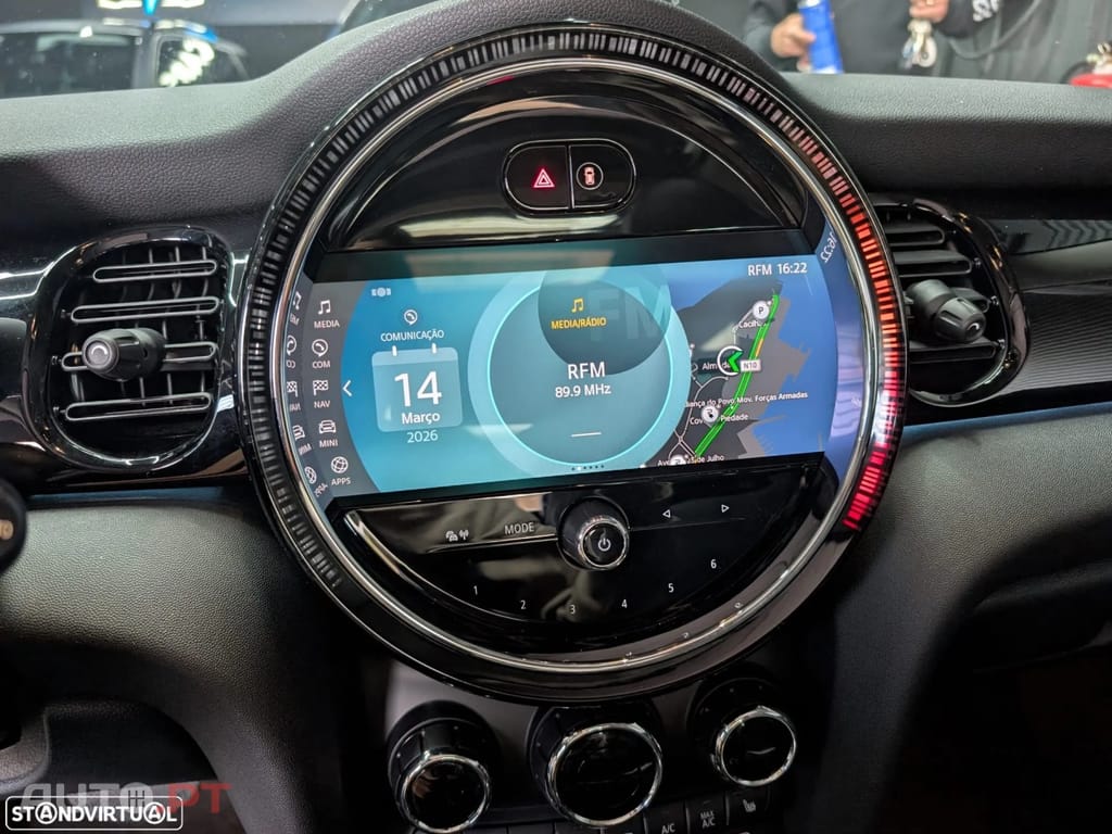 MINI Cooper Cooper SE Premium Extra Essential