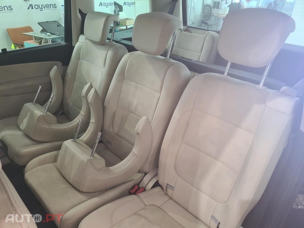 Volkswagen Sharan 2.0 TDI Highline DSG