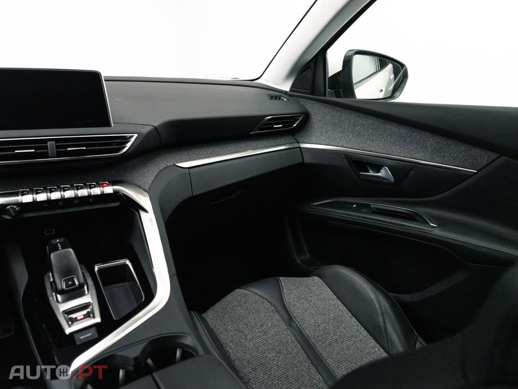 Peugeot 5008 1.5 BlueHDi Allure EAT8