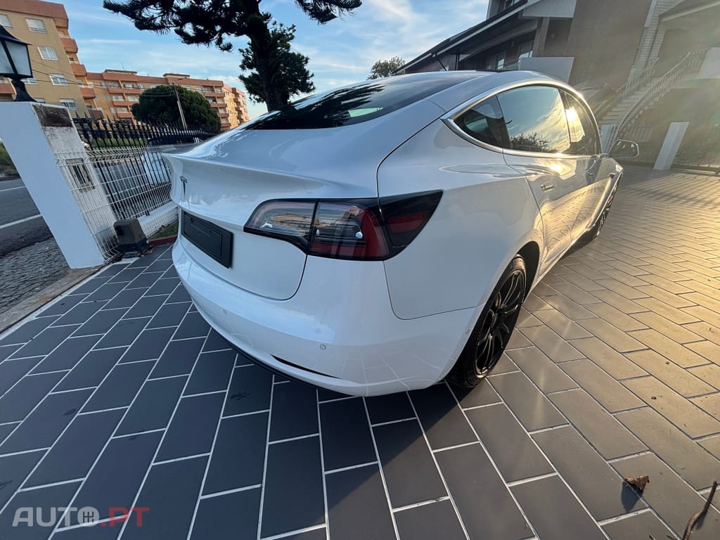 Tesla Model 3 Long Range Tração Traseira