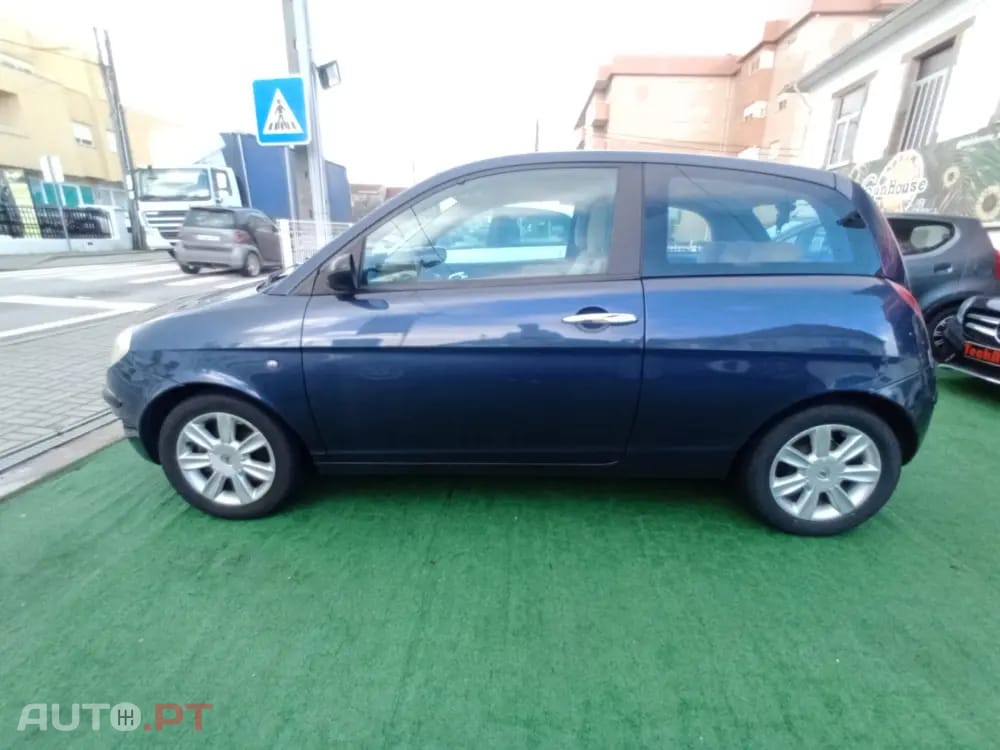Lancia Ypsilon 1.2 16V Fashion