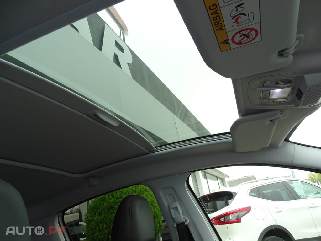 Peugeot 208 1.2 PureTech GT Line