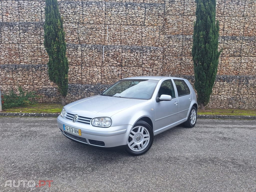 Volkswagen Golf 1.4i Confortline JE+AC