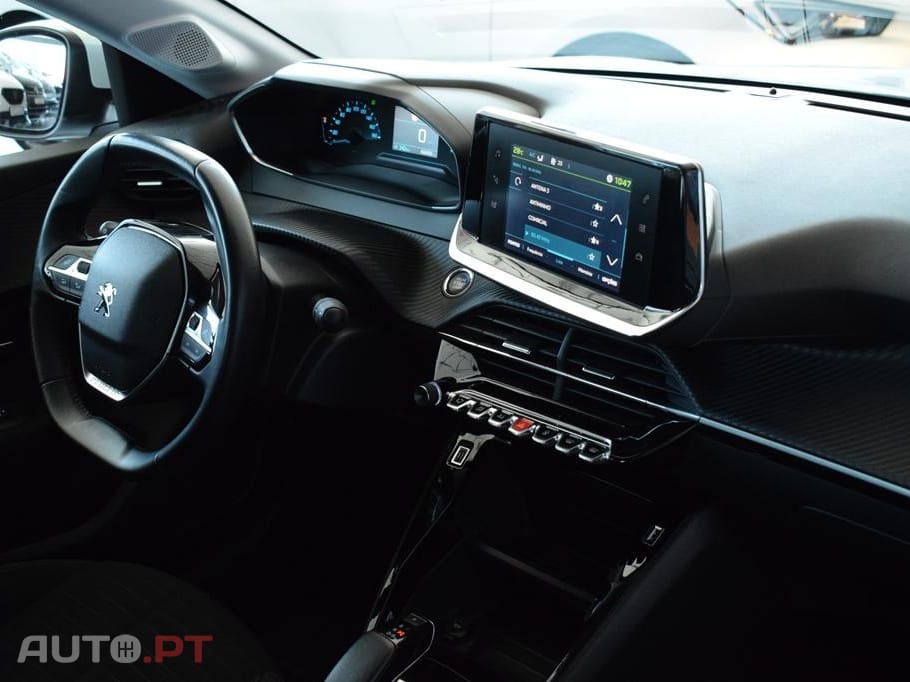 Peugeot E-208 50 kWh Active