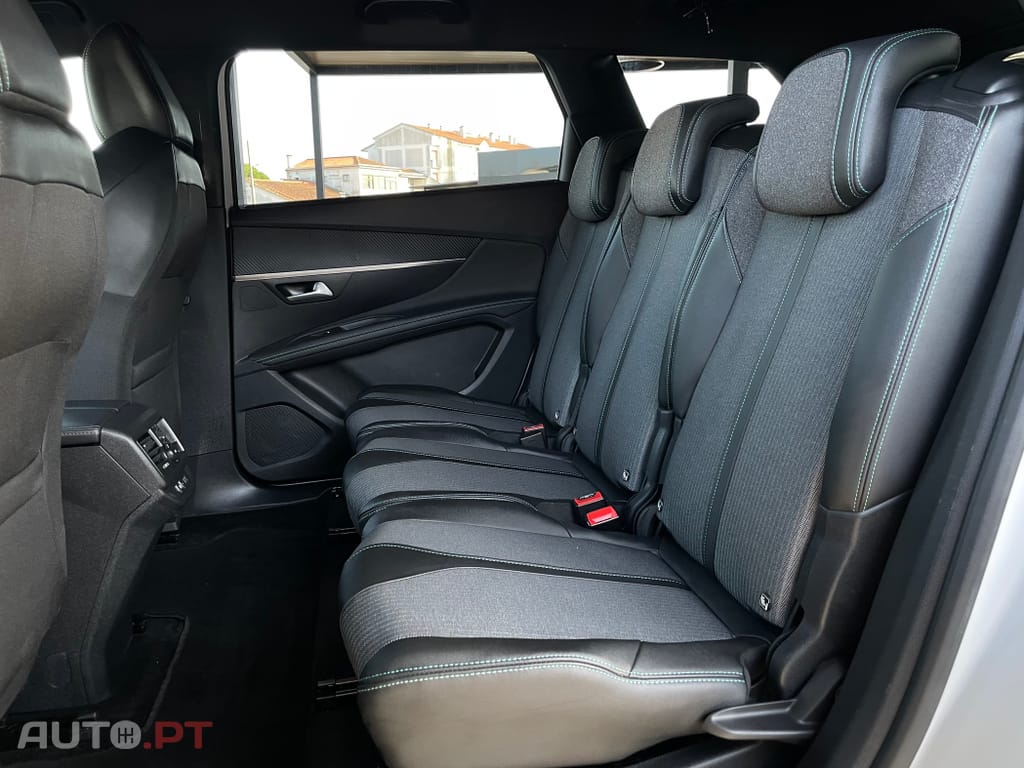 Peugeot 5008 1.2 PureTech Allure Pack EAT8