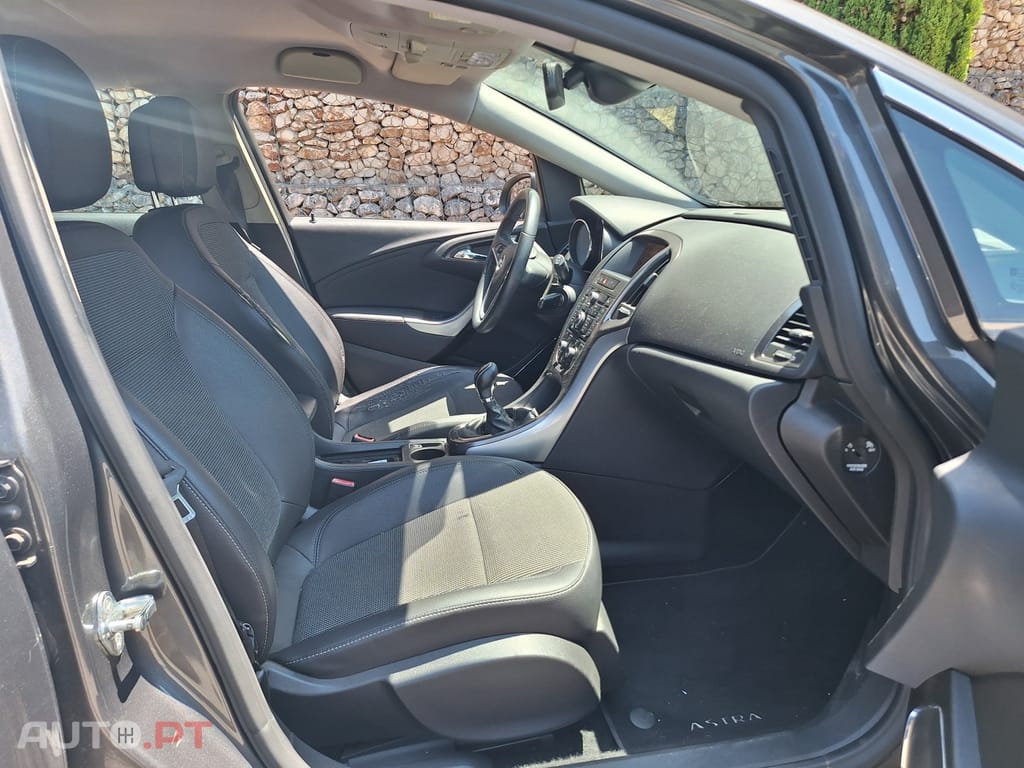 Opel Astra 1.7 CDTi Cosmo