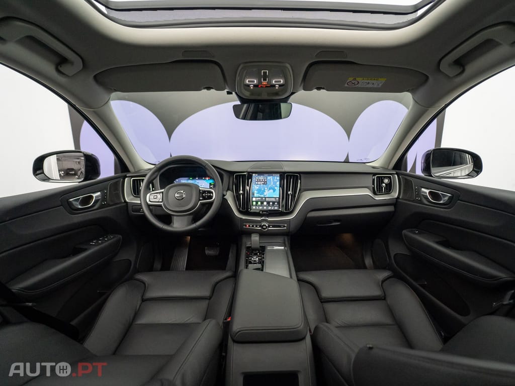 Volvo XC60 2.0 T6 PHEV Ultra Dark AWD