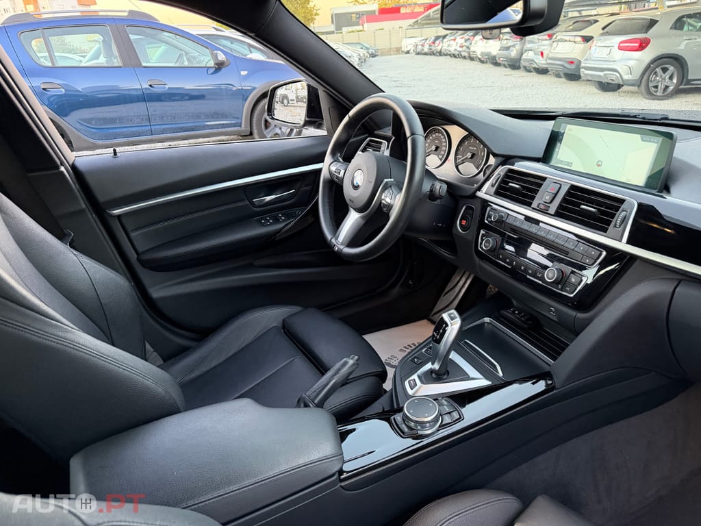 BMW 330 e iPerformance Pack M