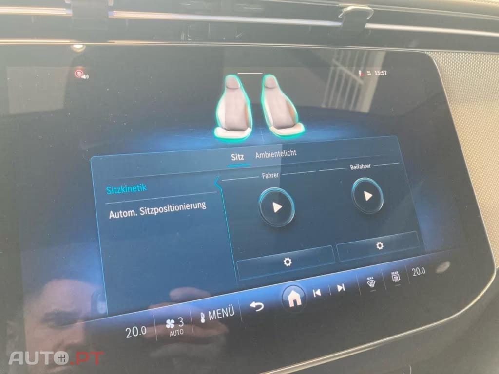 Mercedes-Benz E 300 I.V.A DEDUTIVEL e AMG-Line