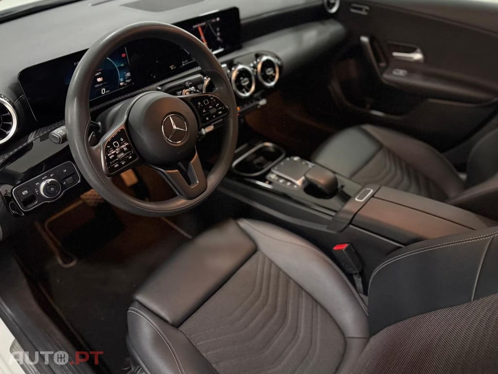 Mercedes-Benz A 250 STYLE I.V.A DEDUTIVEL