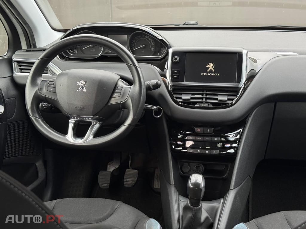 Peugeot 208 1.2 PureTech Access