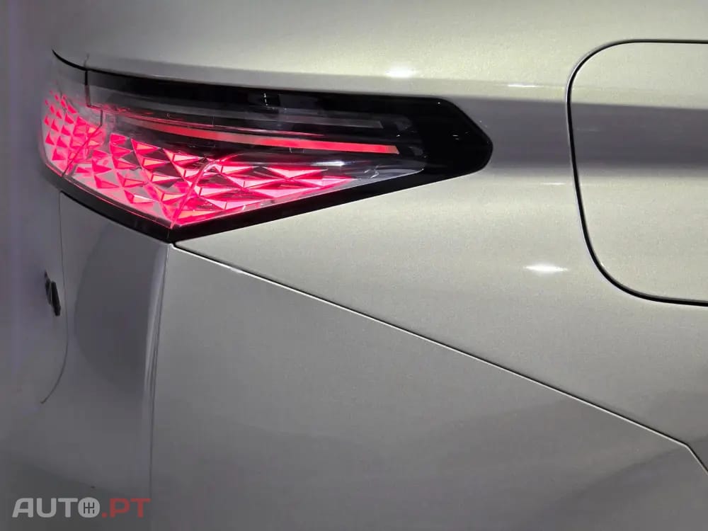 DS DS4 E-TENSE 225 PERFORMANCE LINE+