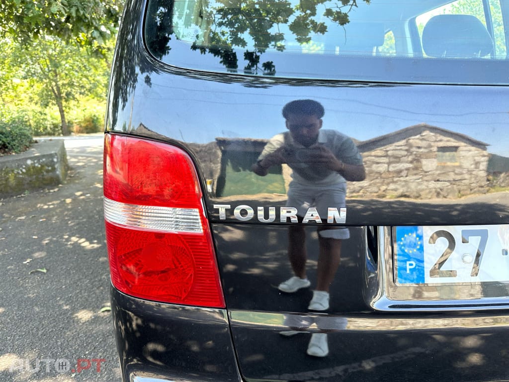 Volkswagen Touran 1.9 TDi Highline EC 7L