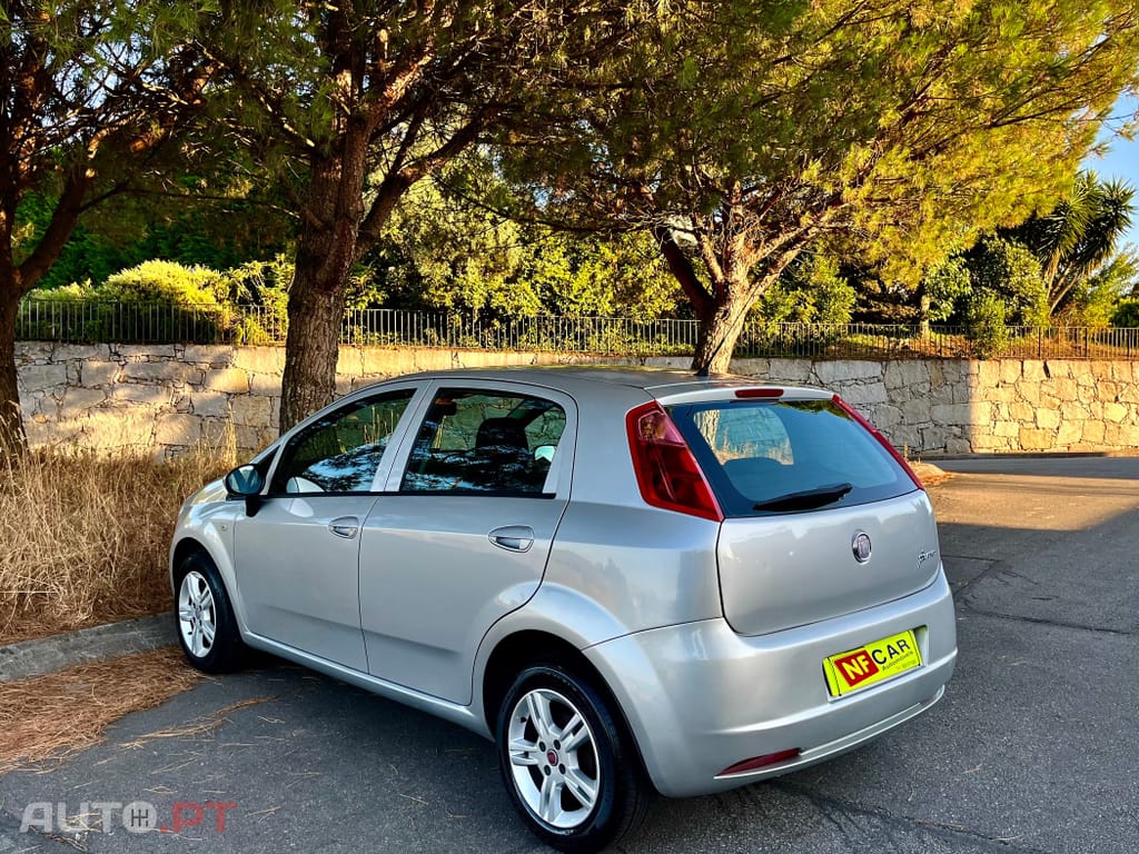 Fiat Grande Punto 1.3 M-Jet Free J15