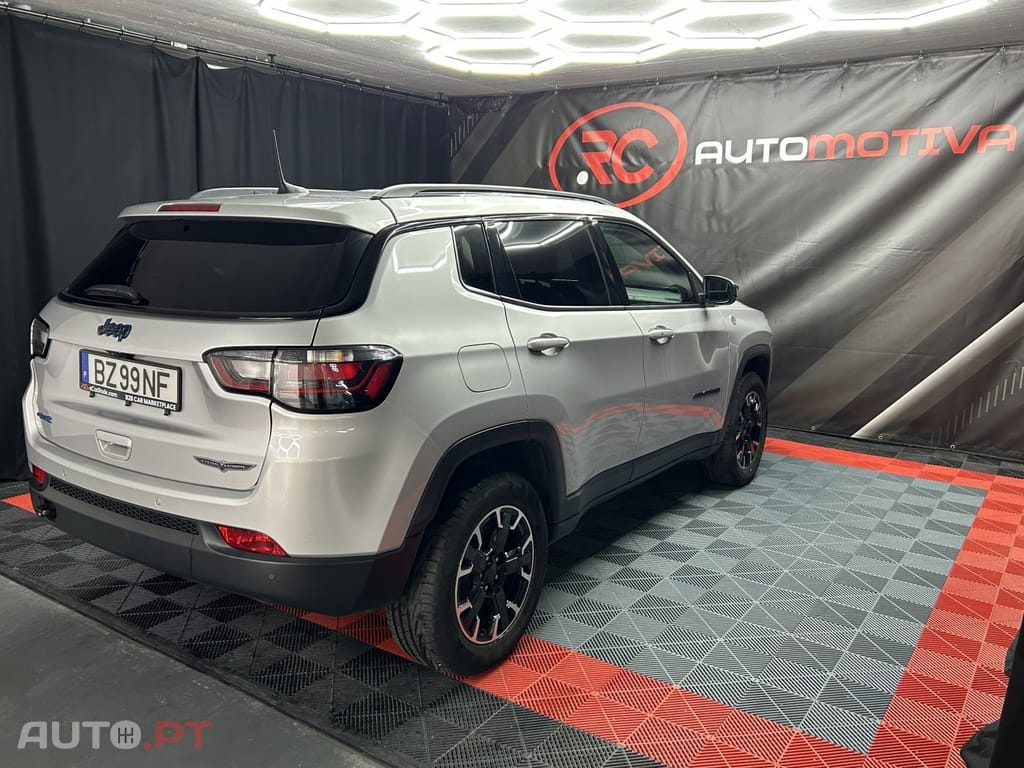 Jeep Compass 1.3 TG 4Xe Trailhawk