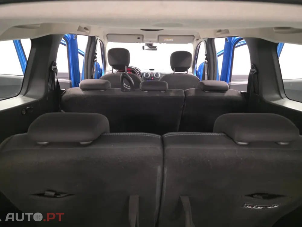 Dacia Lodgy 1.5 dCi Stepway 7L