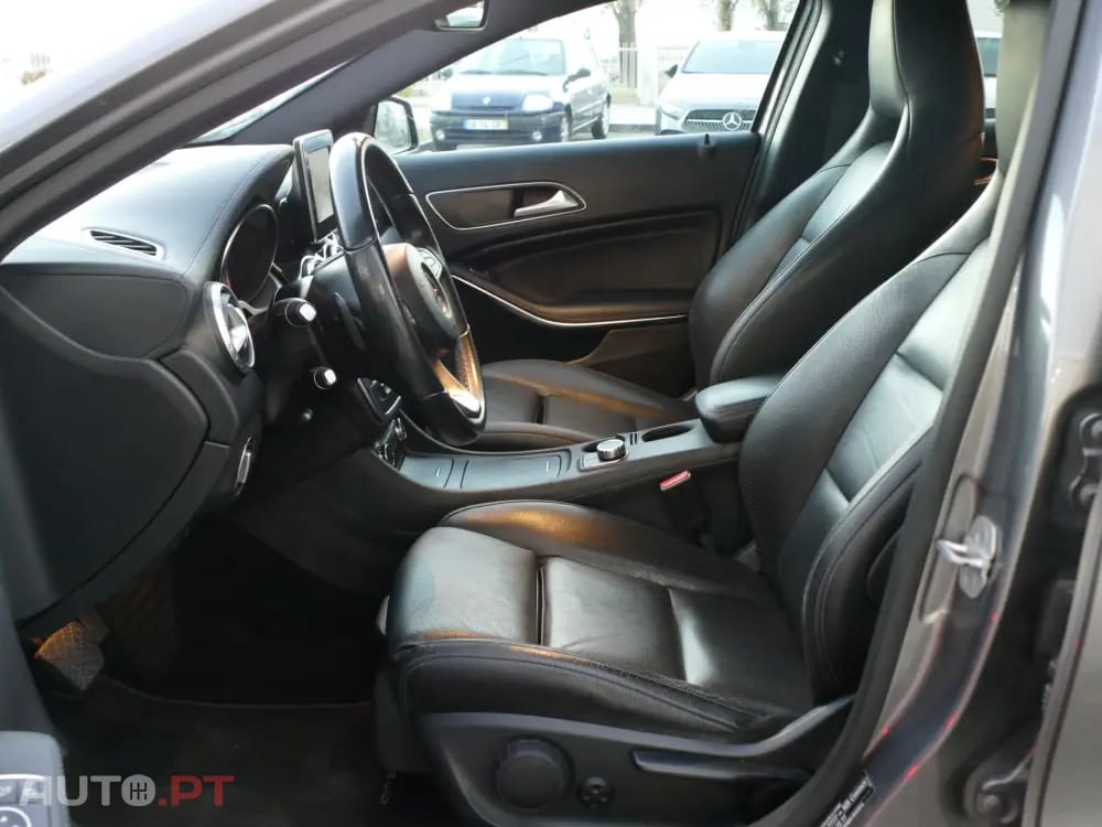 Mercedes-Benz GLA 220 d Urban