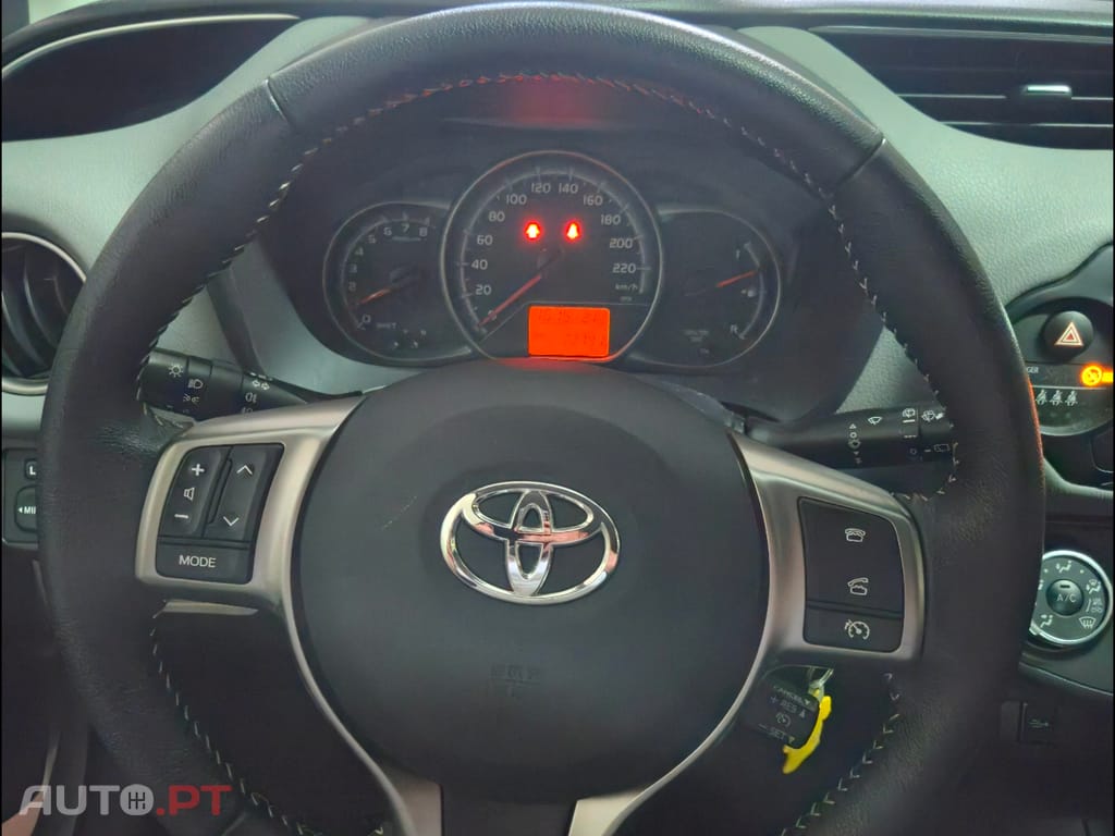 Toyota Yaris TOYOTA YARIS 1.0 VVT-I COMFORT+P