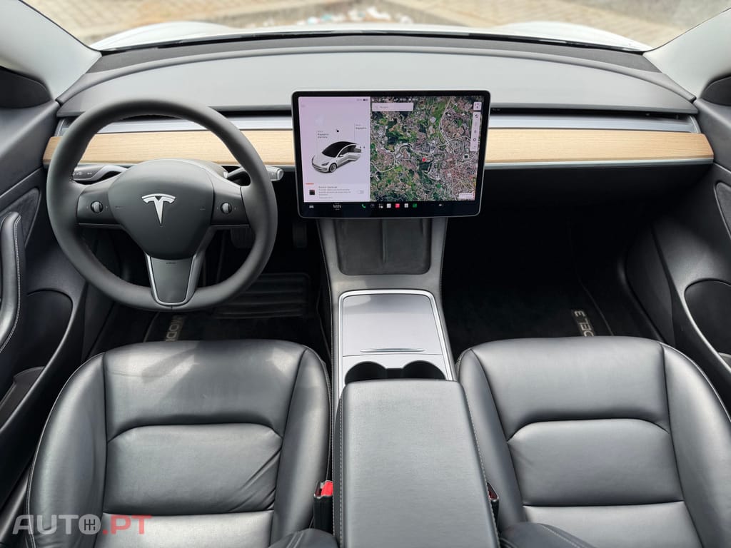 Tesla Model 3 Standard Range Plus RWD
