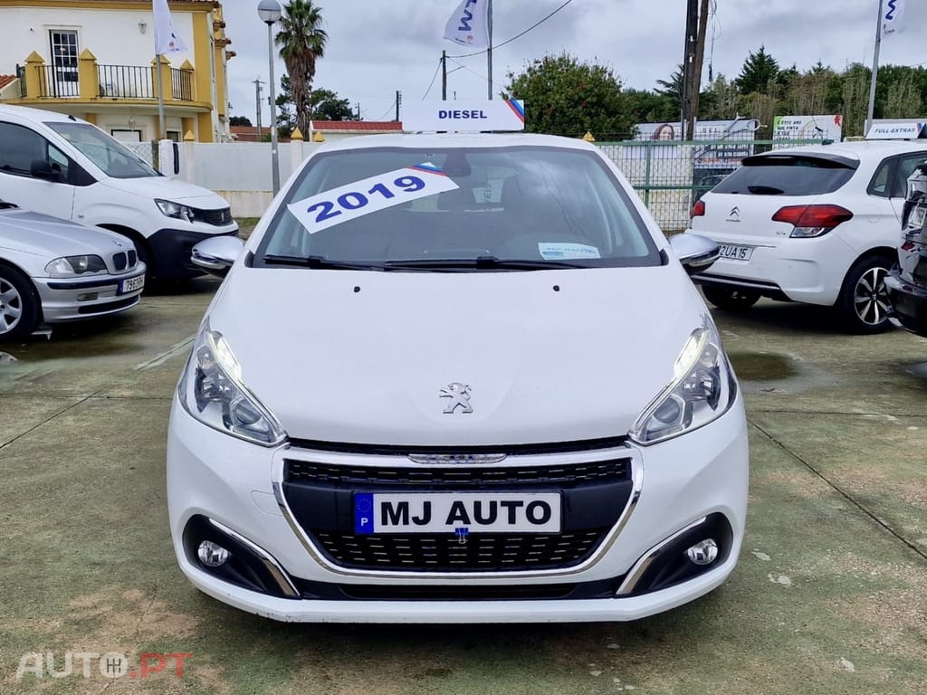 Peugeot 208 1.5 BlueHDi Signature