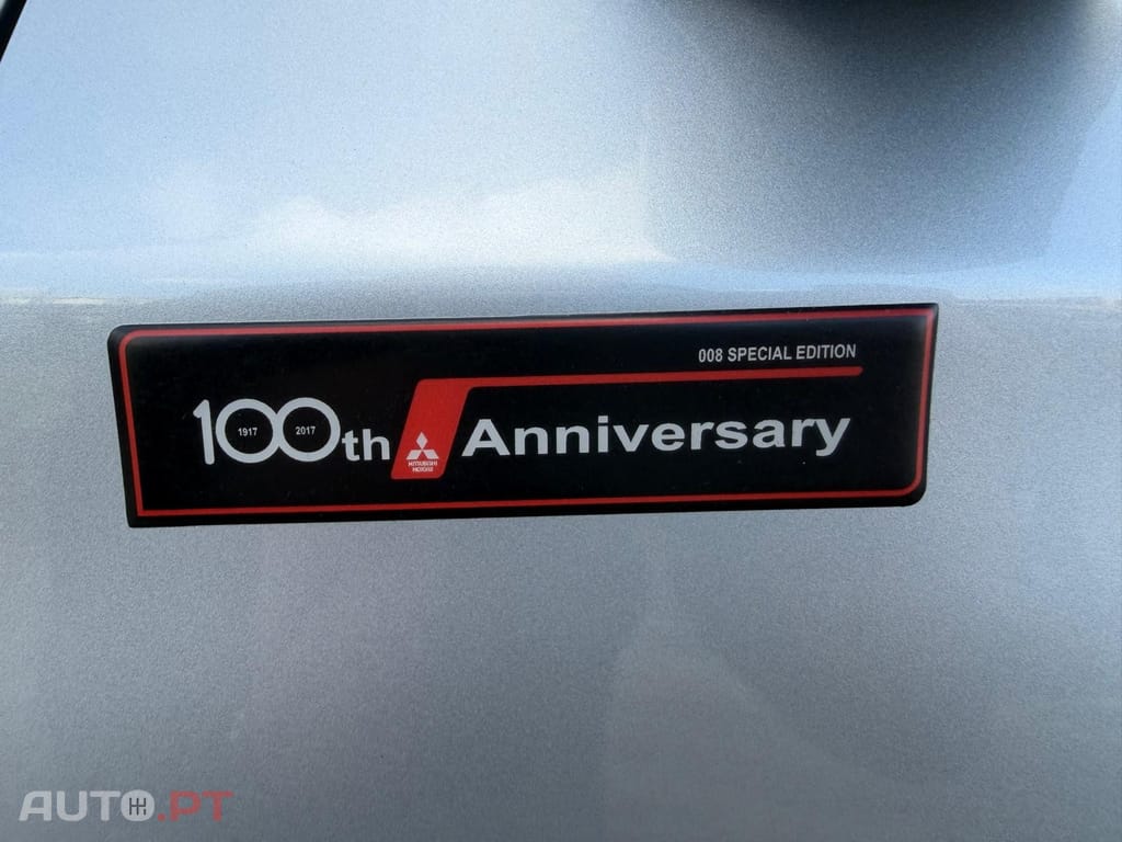 Mitsubishi L200 2.4 DI-D CD Sportbox Strakar 4WD