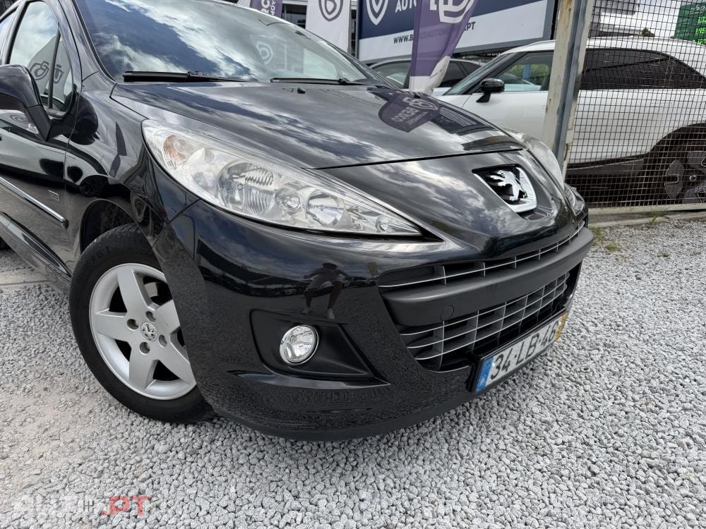 Peugeot 207 1.4 HDi Sportium