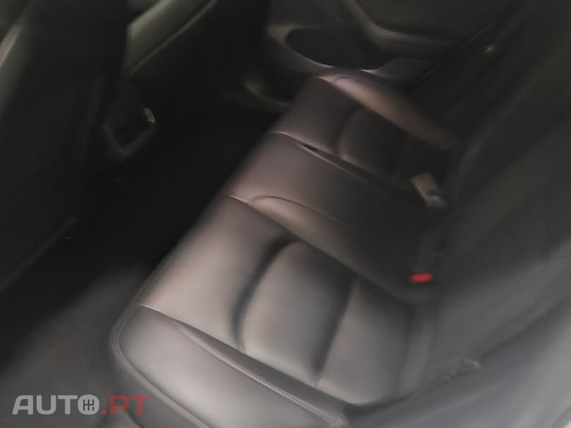 Tesla Model 3 Standard Range Plus RWD