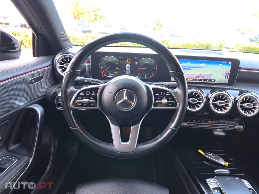Mercedes-Benz A 180 d 7G-DCT Progressive — fotografia 13