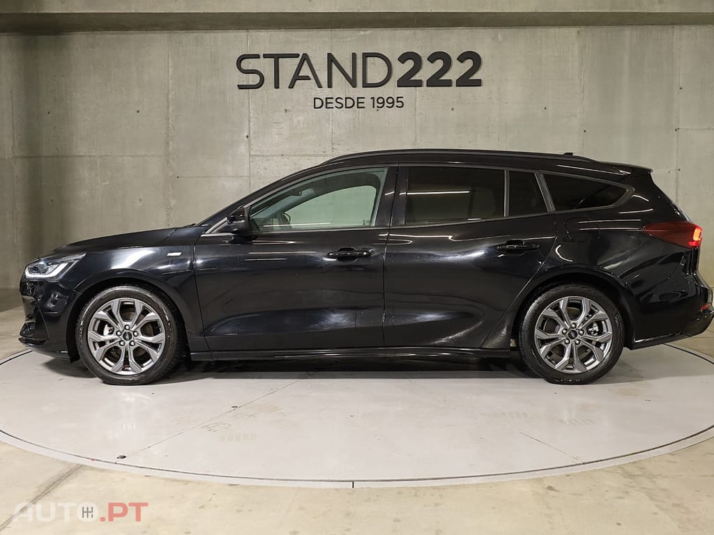 Ford Focus SW 1.0 EcoBoost MHEV ST-Line X