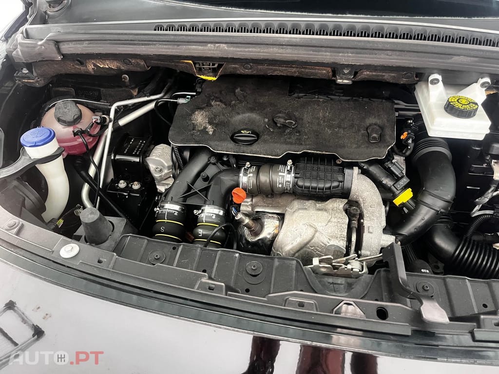Peugeot 3008 Style 1.6HDI