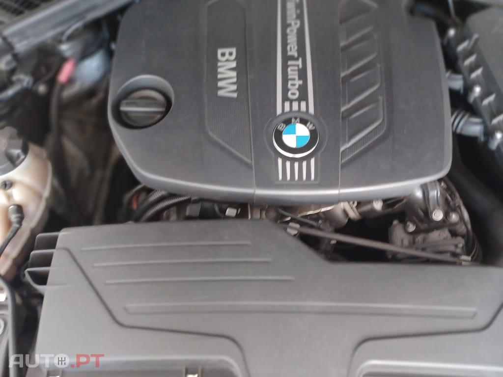 BMW 320 Touring d Luxury 184cv