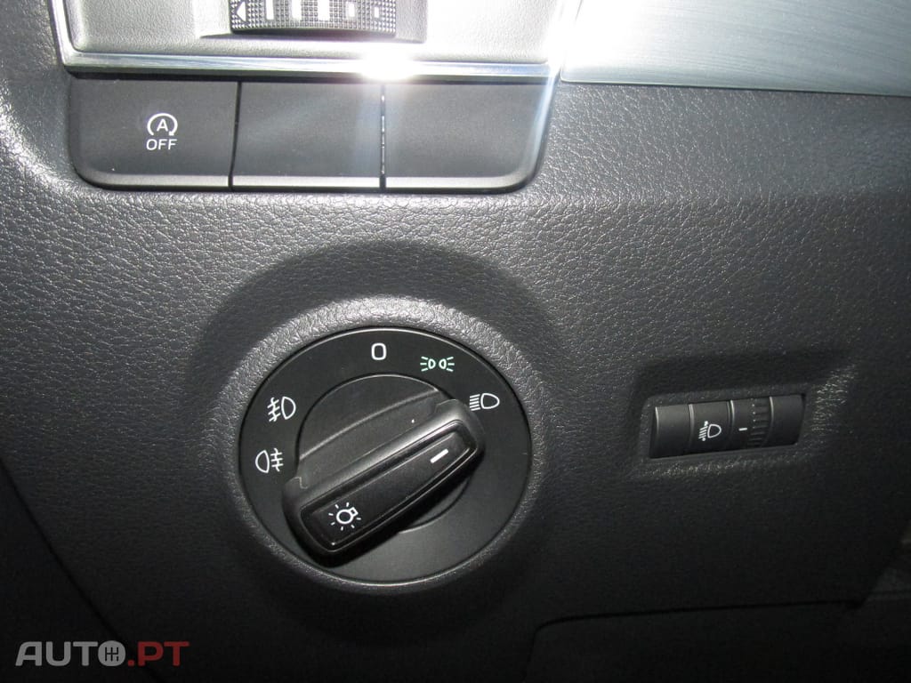 Skoda Fabia Diesel 1.4 TDi 105cv Só 22.000KM