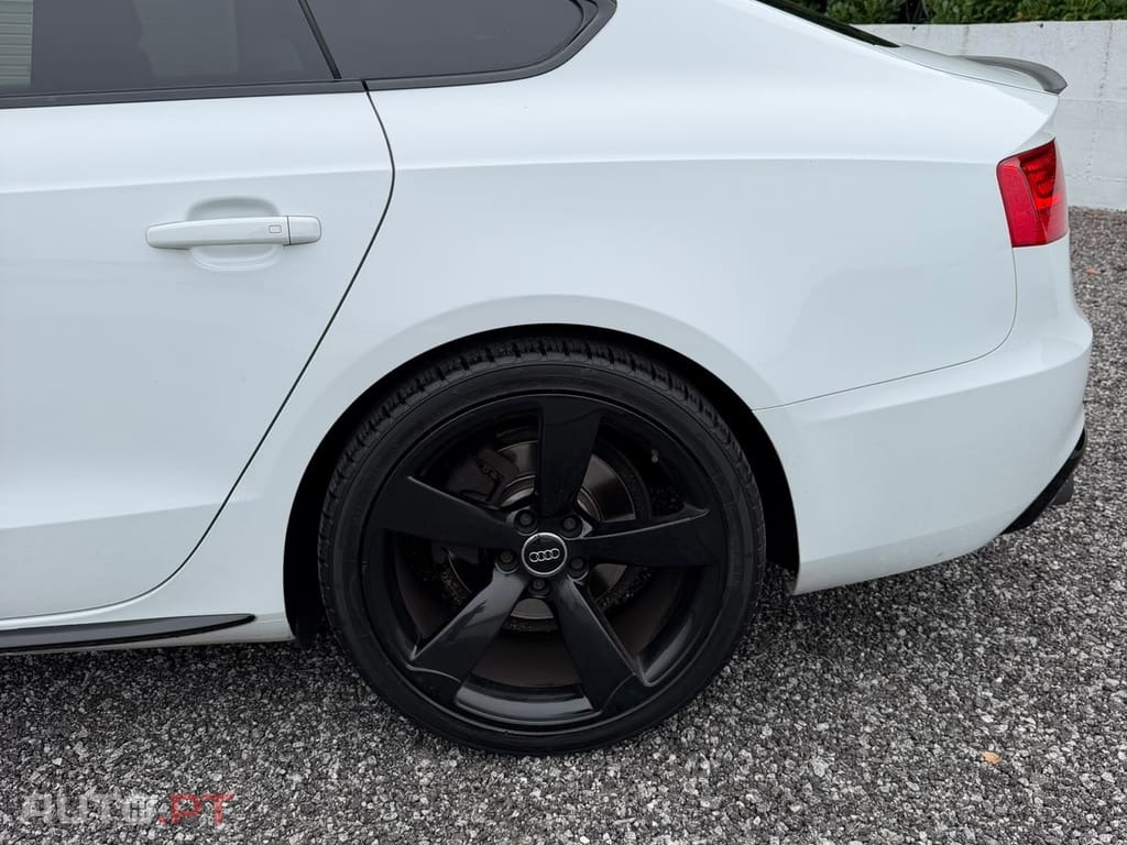 Audi A5 S-LINE S TRONIC